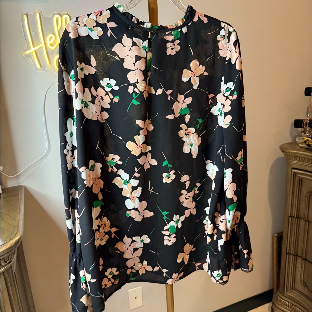 Karl Lagerfeld Black Floral Relaxed Blouse with Mandarin Collar - Picture 5 of 6